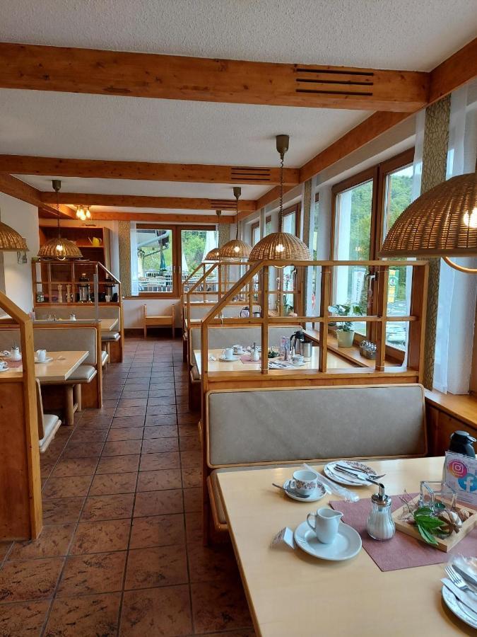 Hotel Landgasthof Frankenstern Гёсвайнштайн Экстерьер фото